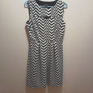 Dress by Enfocus petite, 8P, Black and white print